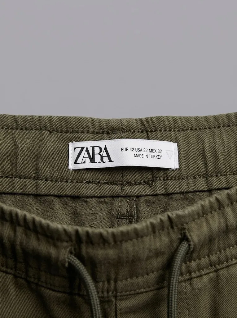 Zara jogger cargo caqui, etiqueta
